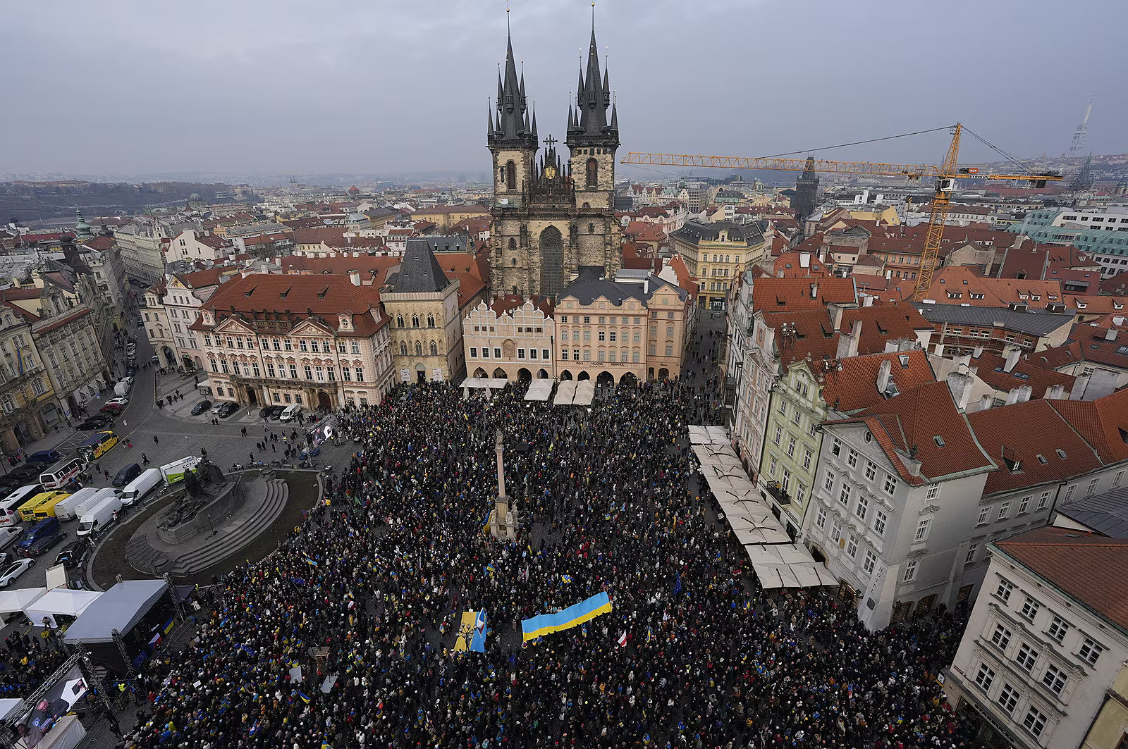 Українці по всьому світу виходять на мітинги до річниці вторгнення РФ