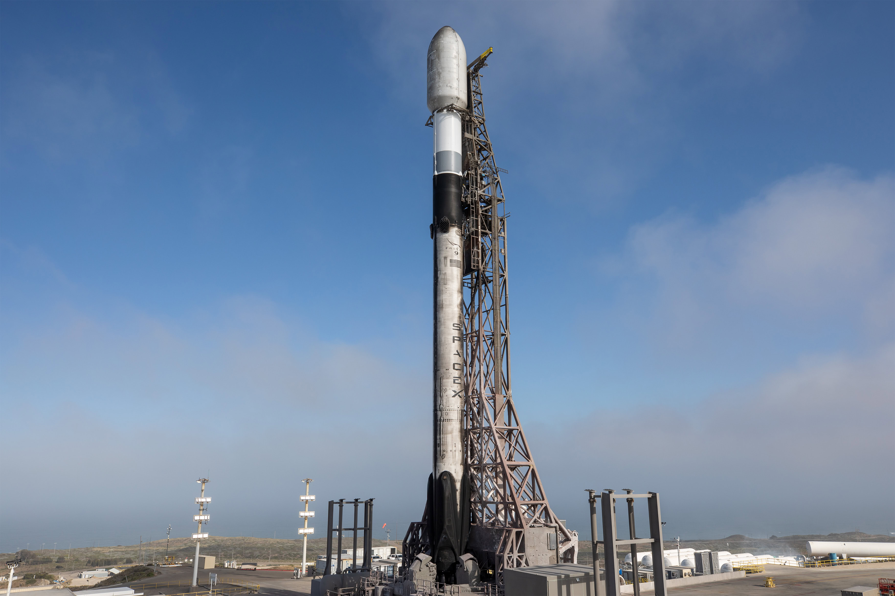 Ракета SpaceX вперше запустила у космос квантовий комп’ютер: чому це історична віха