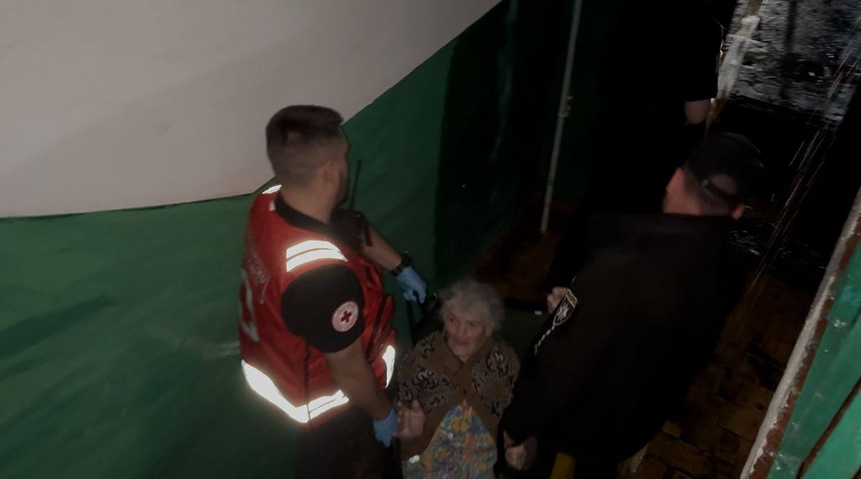 Росіяни вдарили дронами по багатоповерхівці в Одесі: все, що відомо