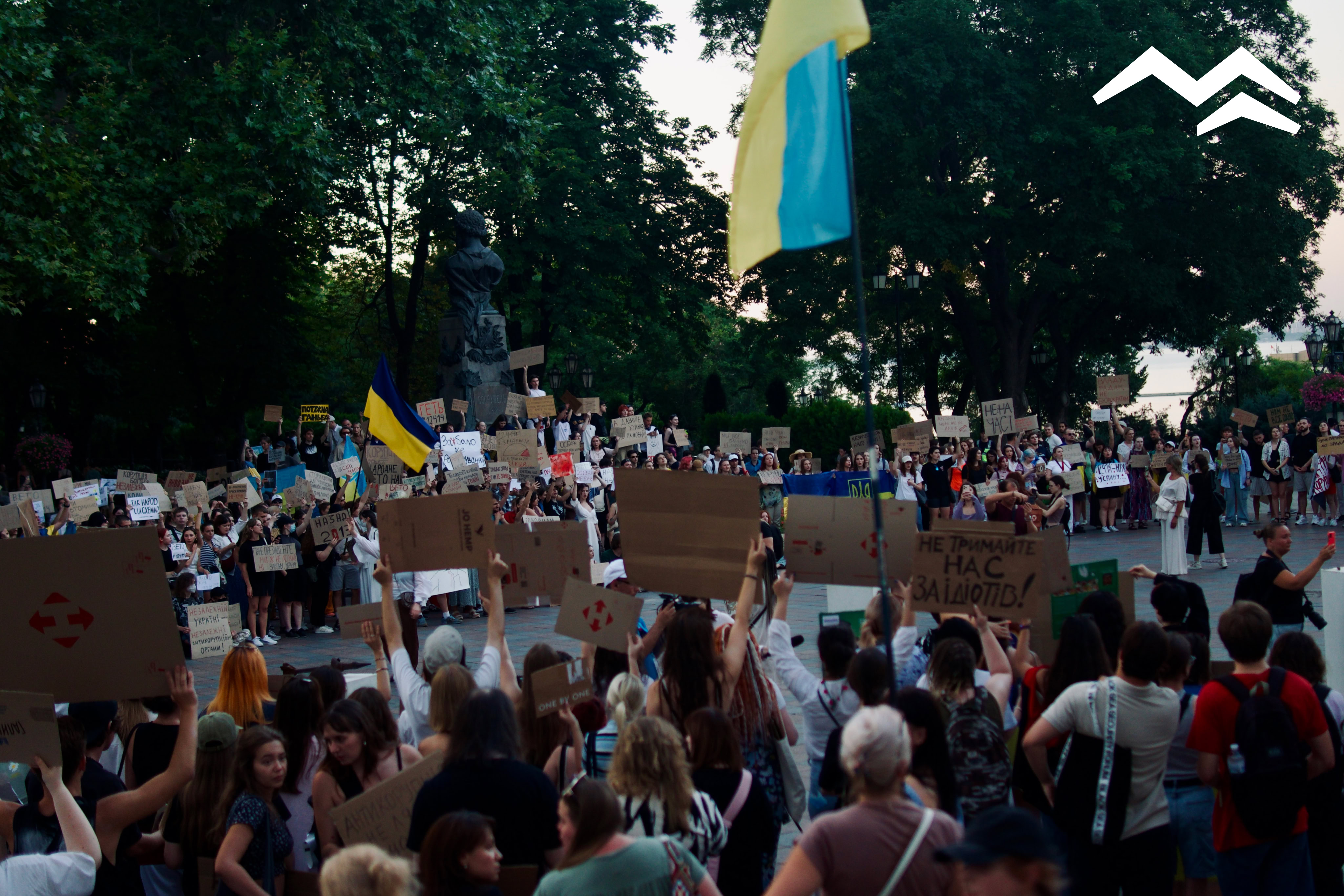 День другий. В Одесі люди знову вийшли на мітинг проти закону №12414: як це було