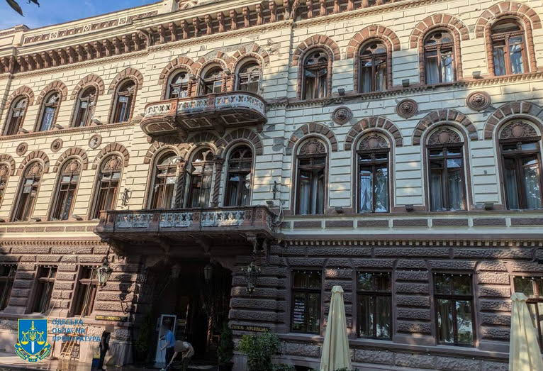 рф вгатила по Привозу і багатоповерхівці в Одесі: все, що відомо