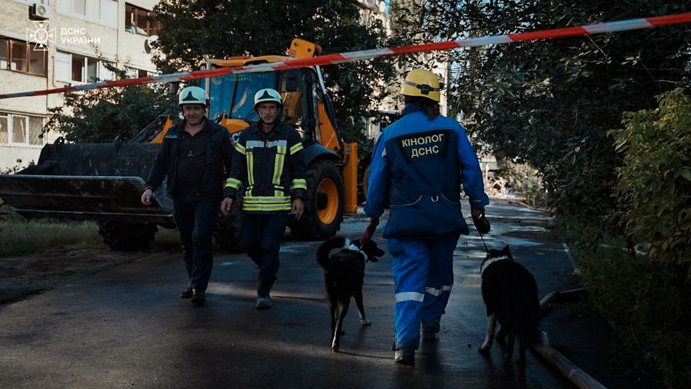росія вночі масовано атакувала Київ. Серед загиблих діти