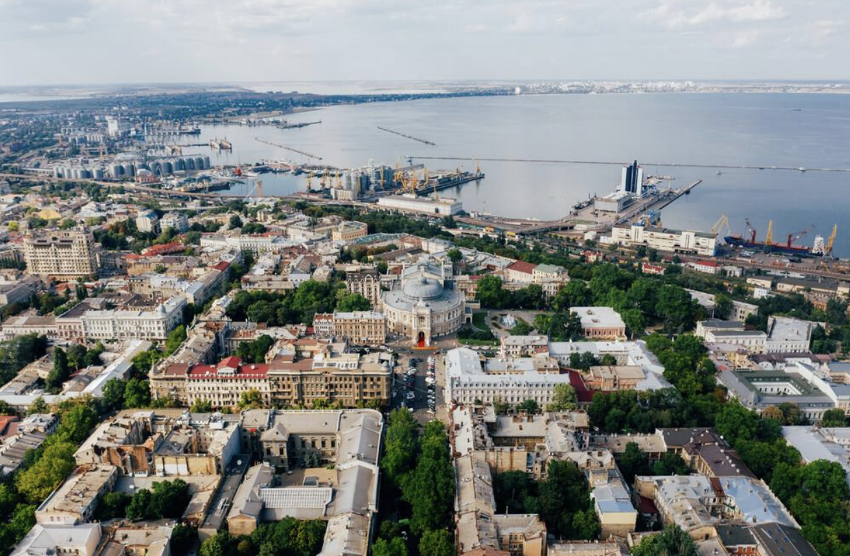 «О 9:00 – вся Одещина стоїть»: які правила діють під час хвилини мовчання