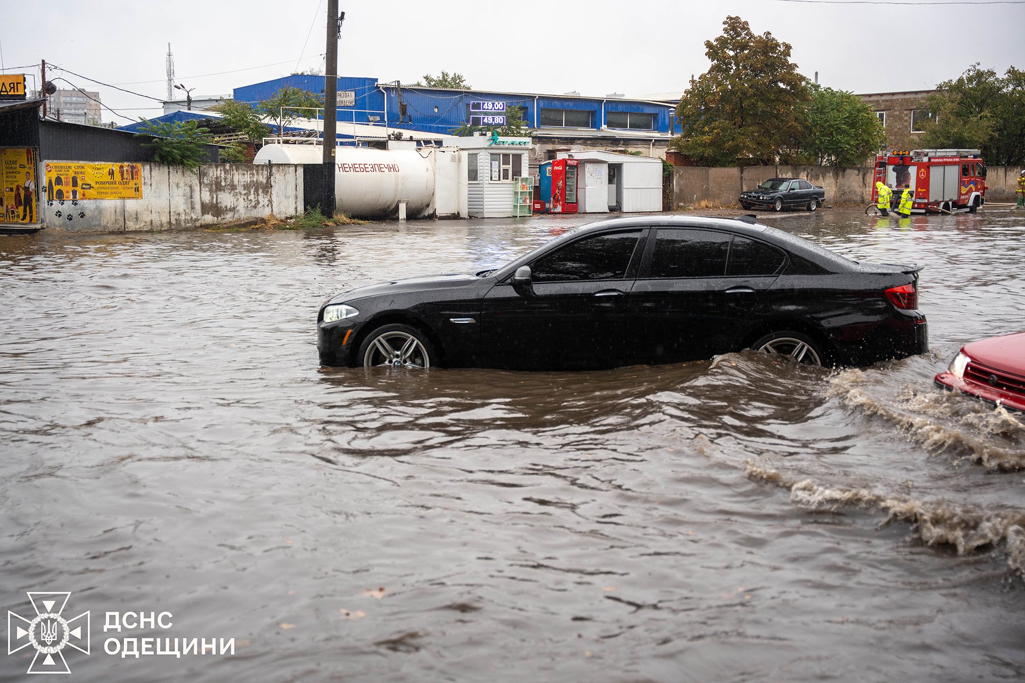 Одеса у воді: як місто переживає потужну зливу