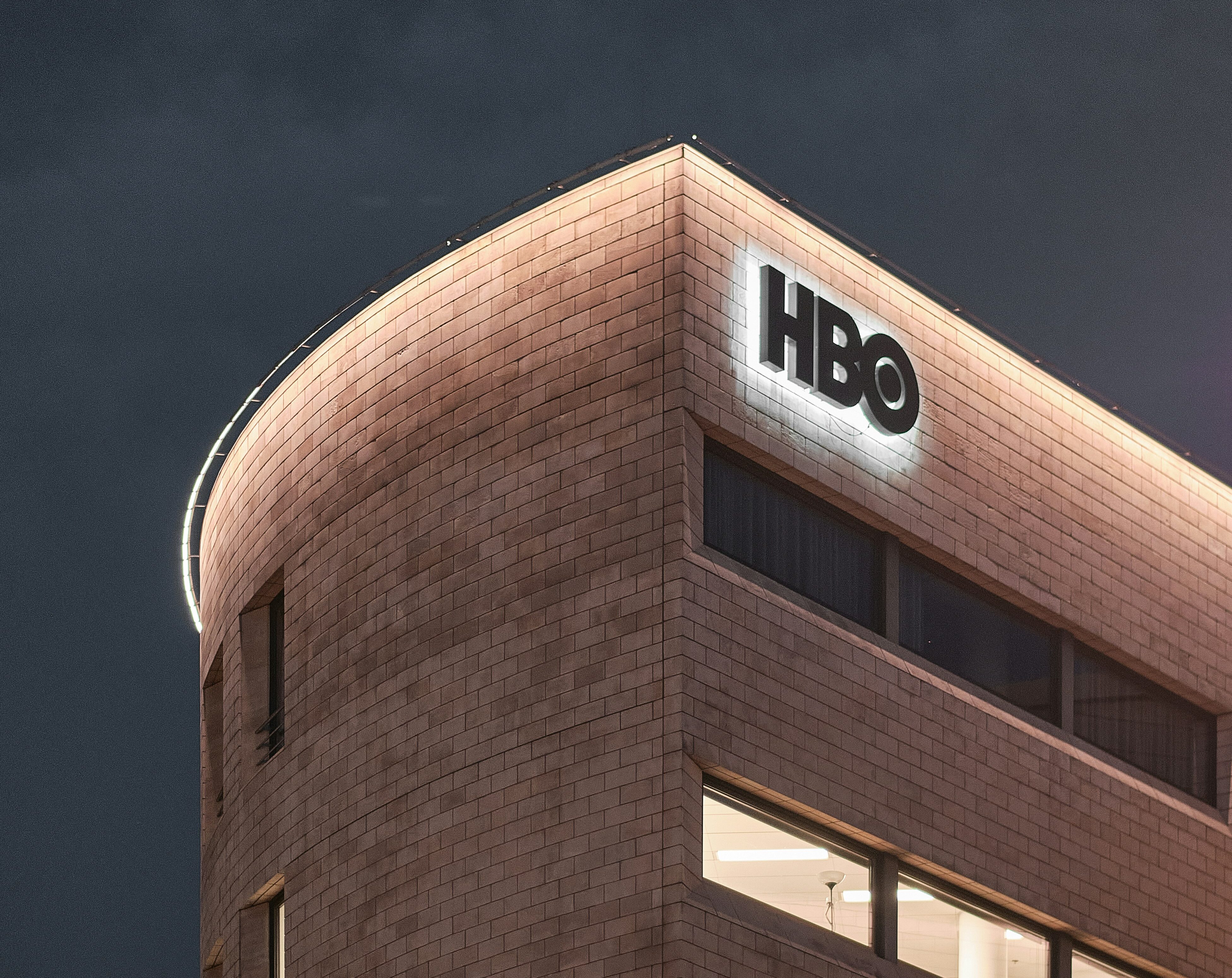 У Netflix конкурент: HBO Max офіційно запустять в Україні