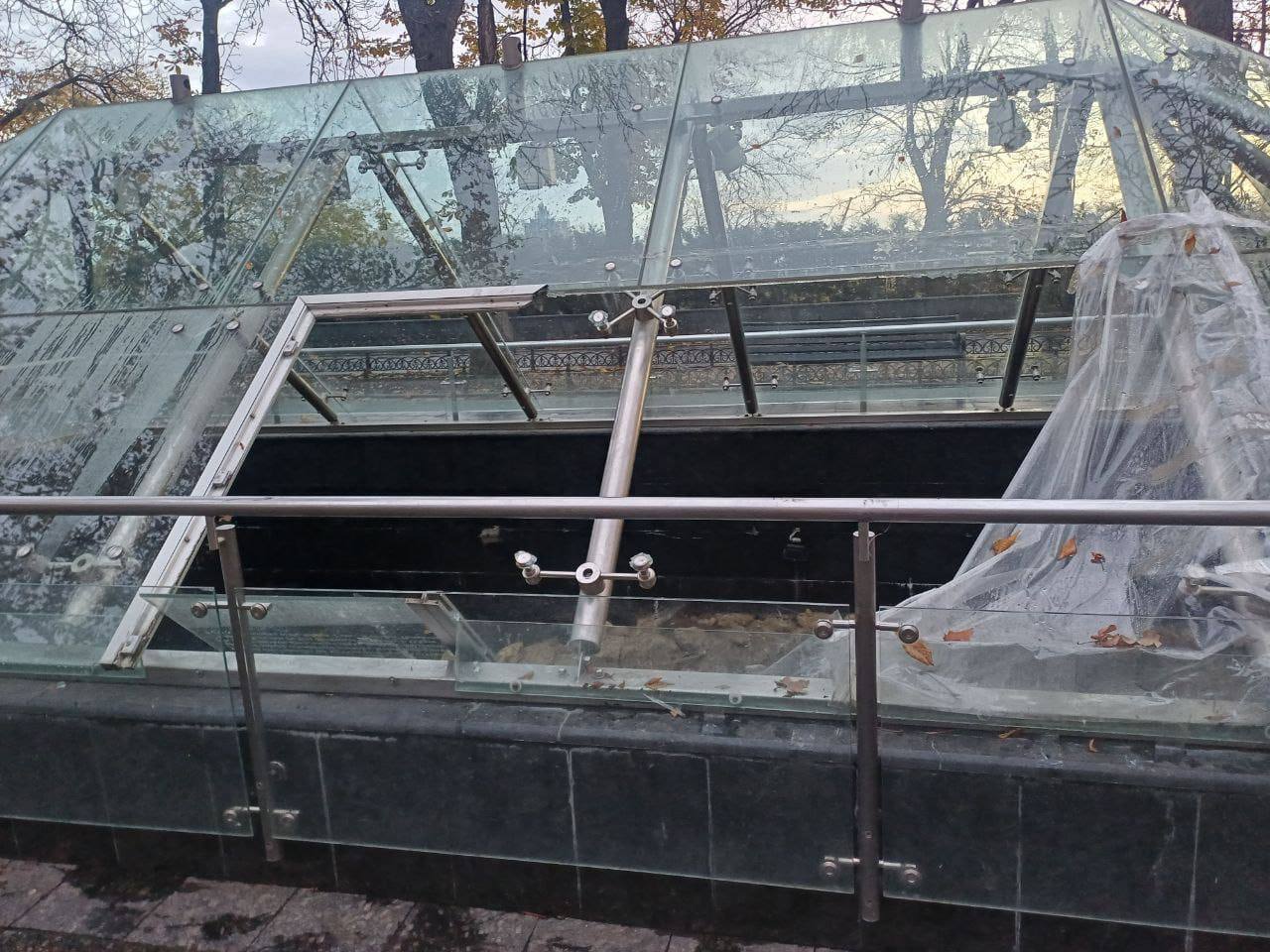 У центрі Одеси пошкодили піраміду-музей: що там зберігається