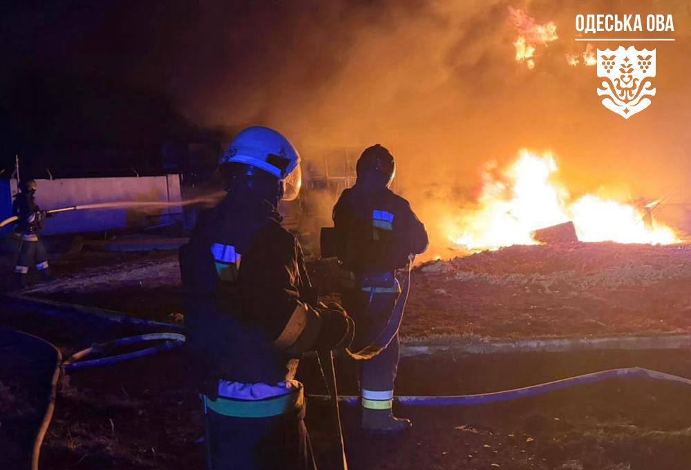 Масована атака дронами на Одещину: пошкоджено енергетичні об’єкти й залізничне депо