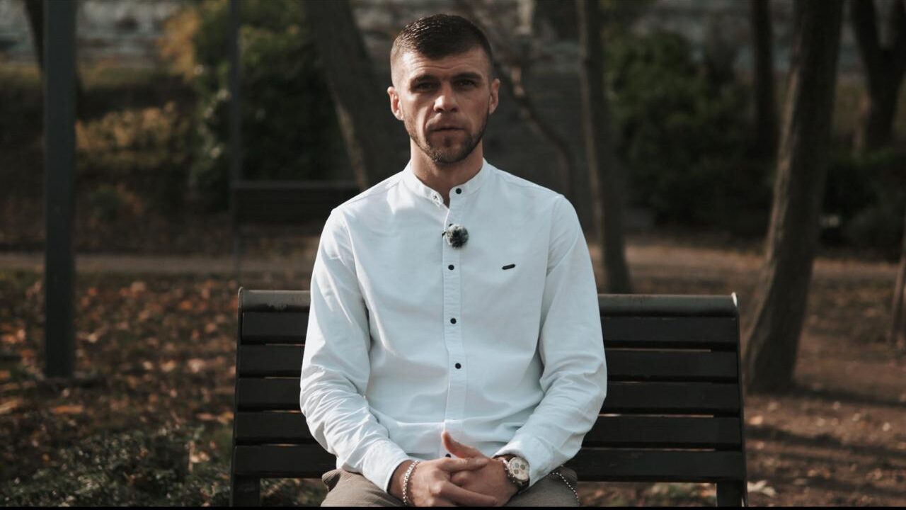 «Нас били щодня»: історія морпіха Сергія Кузнецова, який майже чотири роки провів у полоні рф