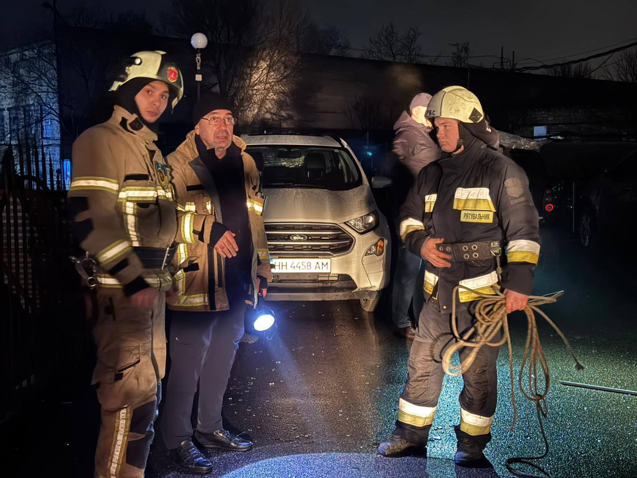 Одесу масовано атакували дронами: наслідки, руйнування та ситуація з транспортом 12 грудня
