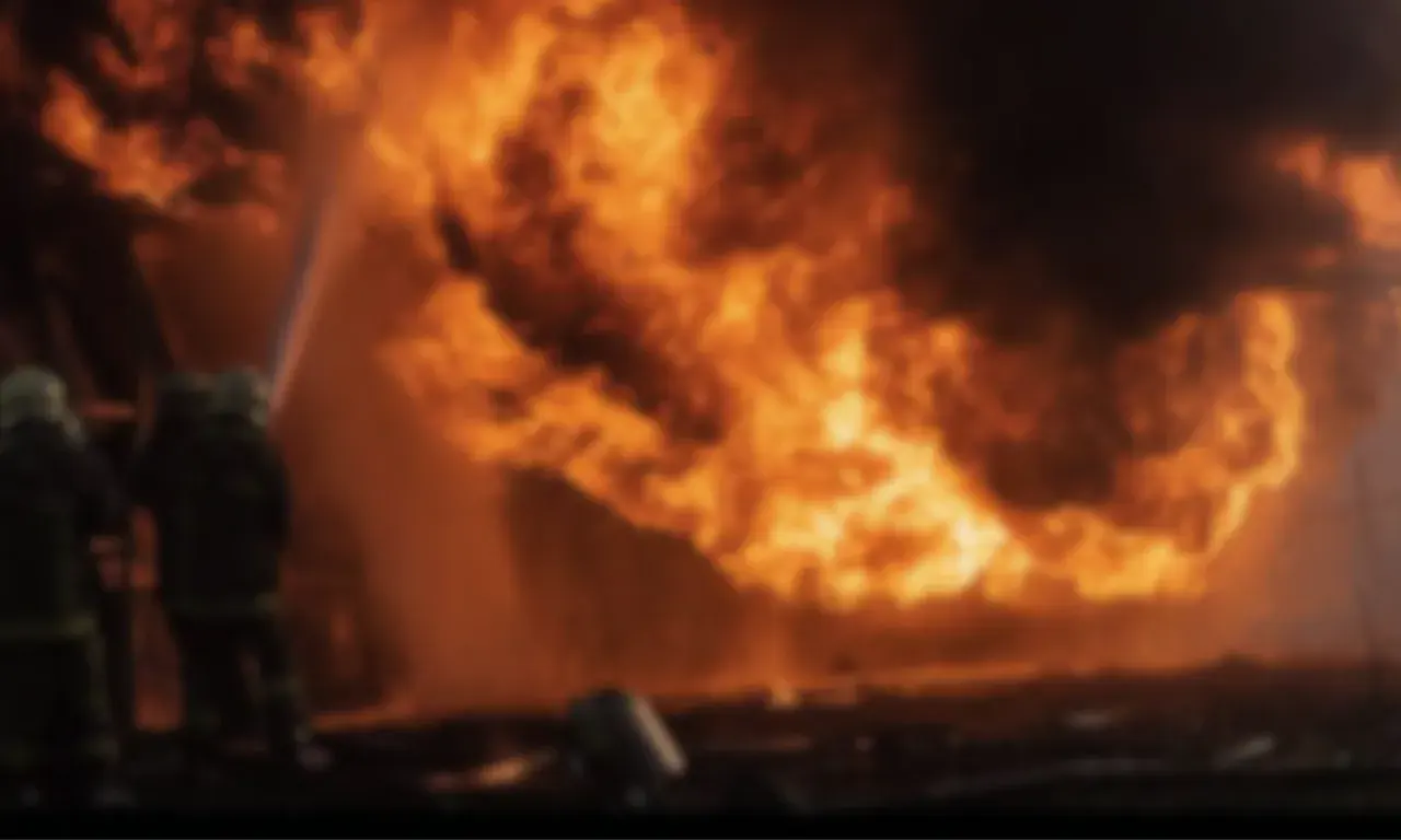 рф завдала ударів по виробничих об’єктах Укрнафти: роботу частини обладнання зупинили