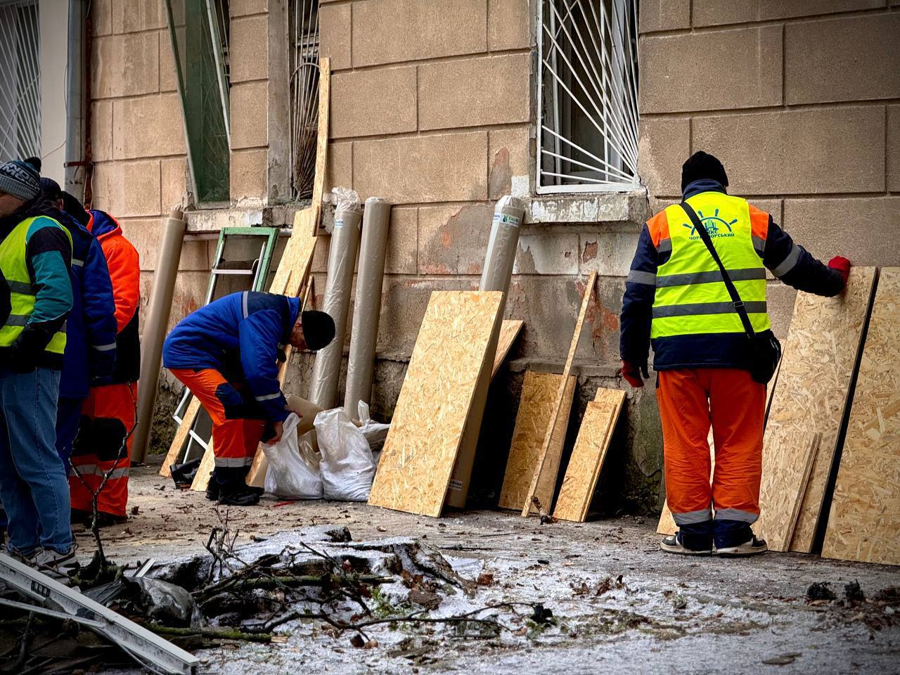 росіяни вночі масовано атакували Одесу: про наслідки удару 27 січня
