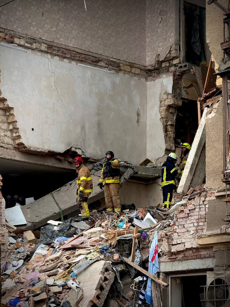 росіяни вночі масовано атакували Одесу: про наслідки удару 27 січня