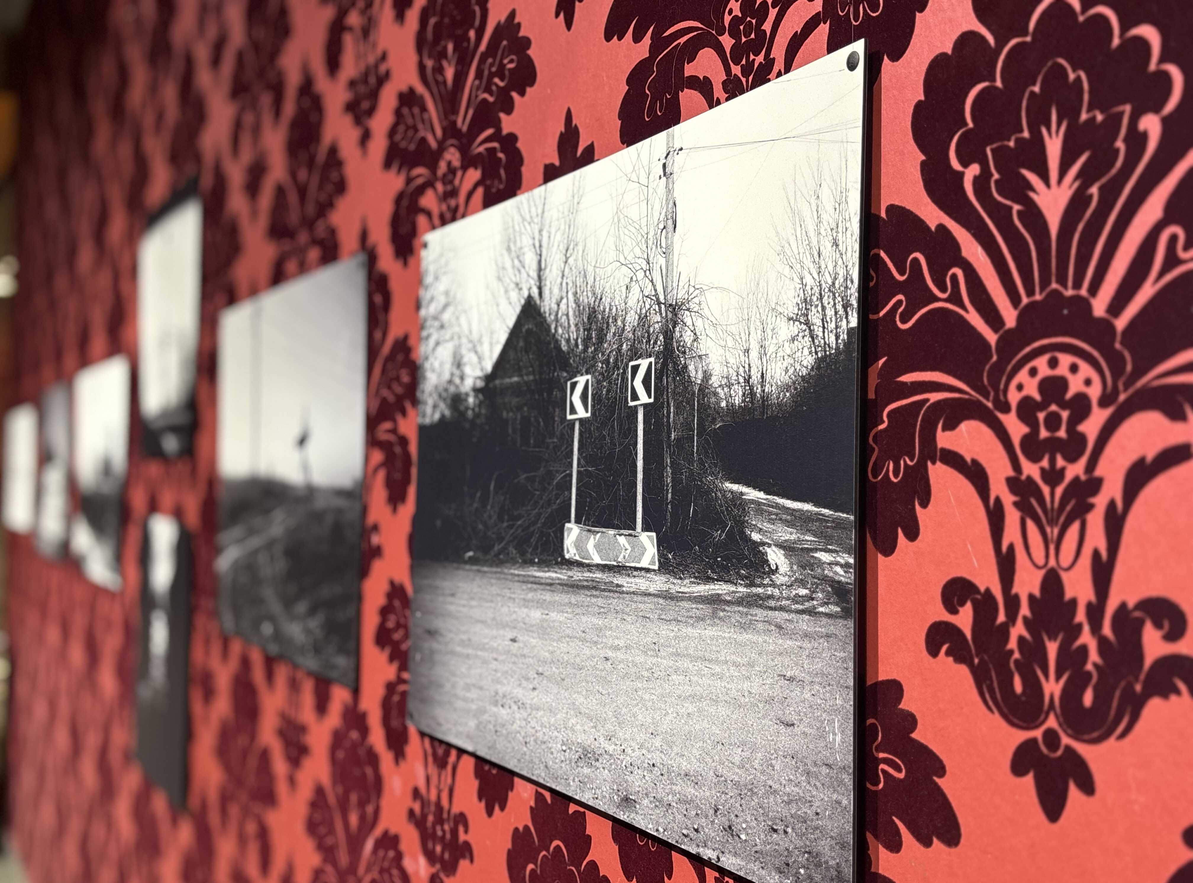 Дорога як щоденник війни: в Одесі відкрилася благодійна виставка Віктора Голікова