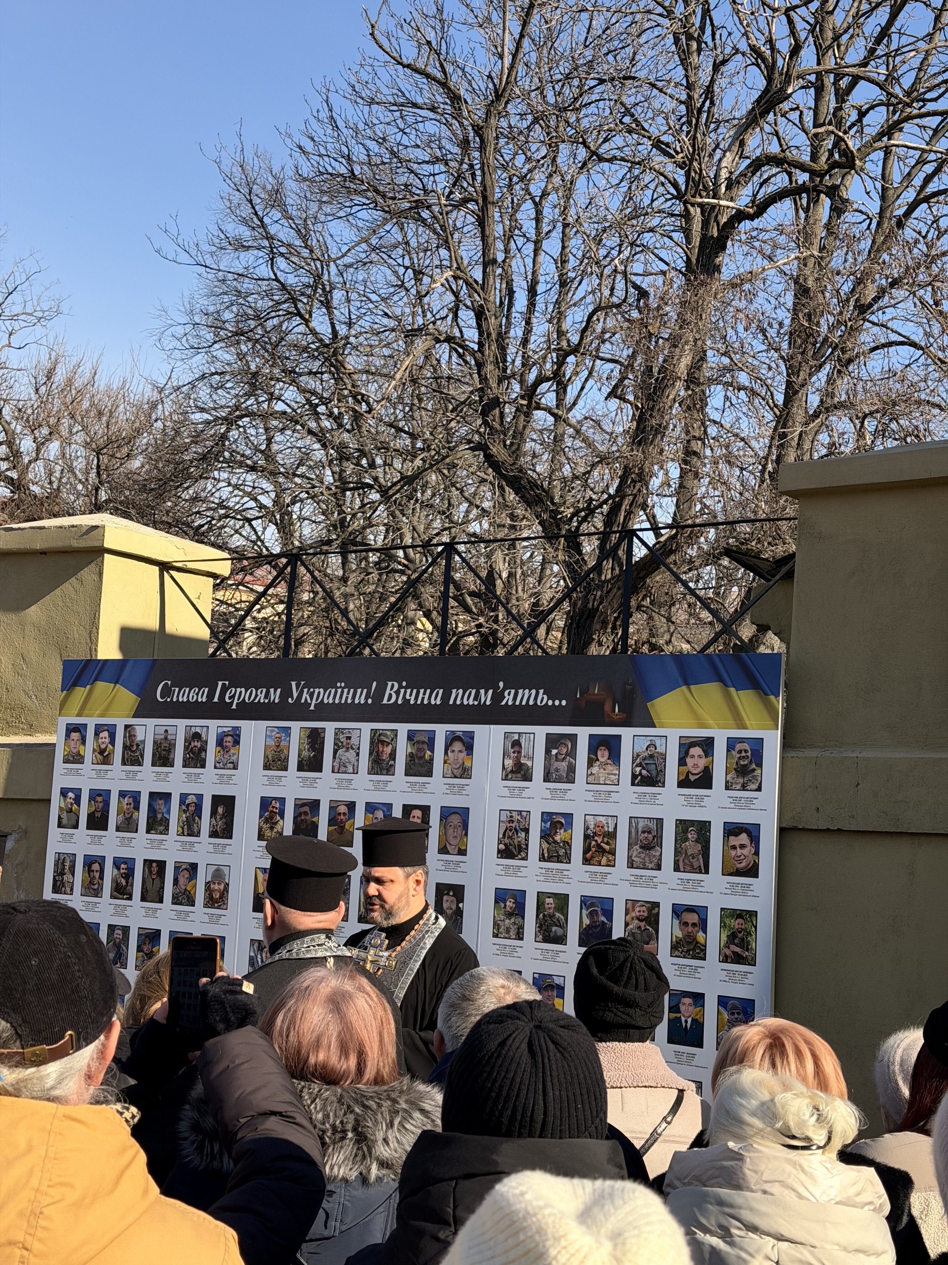 В Одесі відкрили дев’ятий стенд пам’яті з початку повномасштабної війни