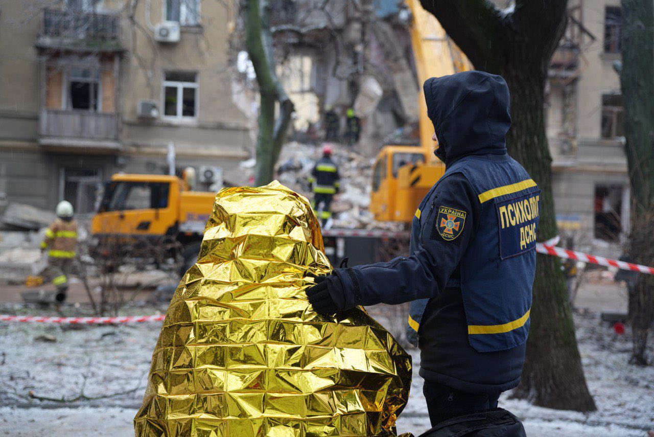 Приліт у мій будинок: як діяти у перші хвилини, щоб не нашкодити собі й іншим