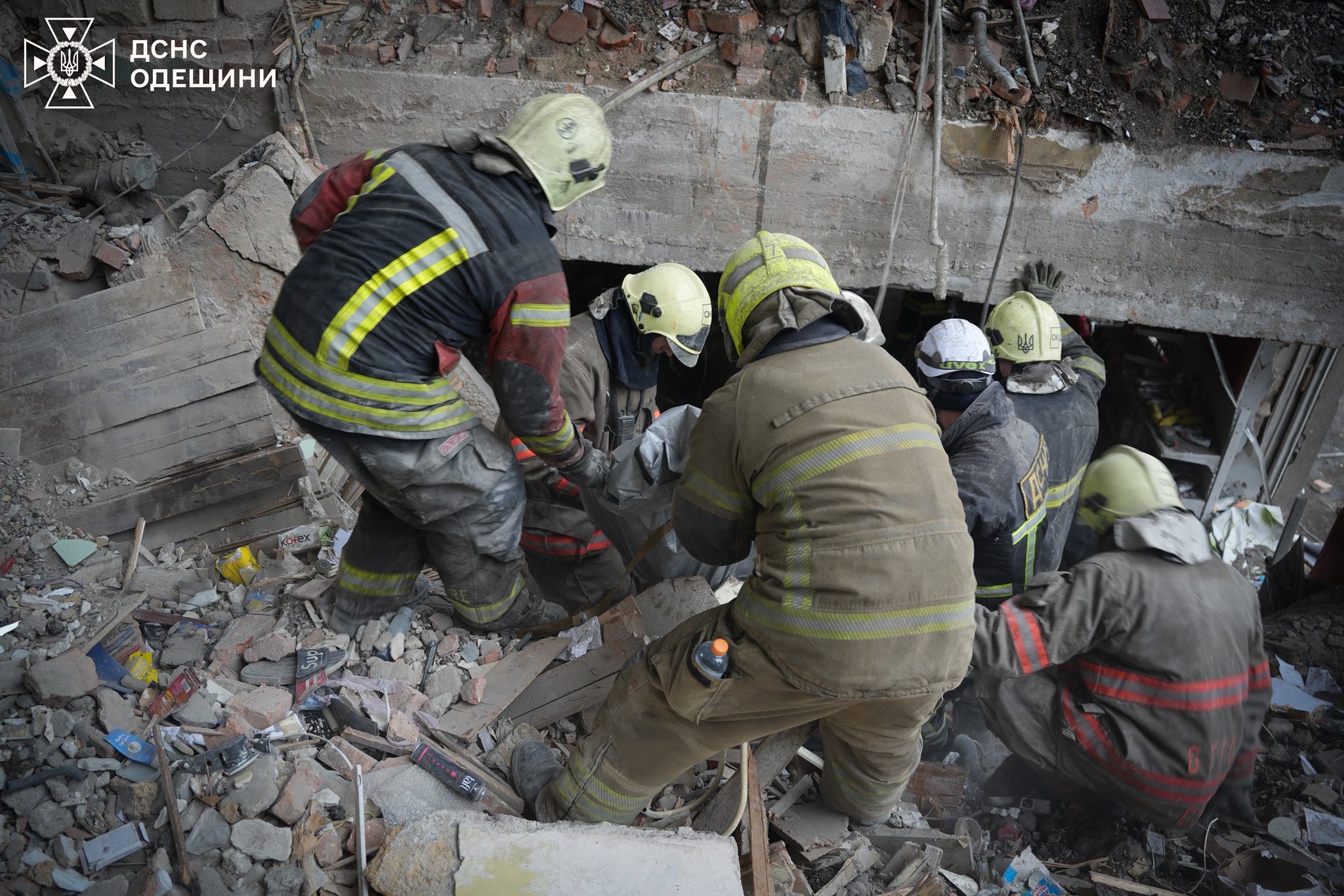 Приліт у мій будинок: як діяти у перші хвилини, щоб не нашкодити собі й іншим