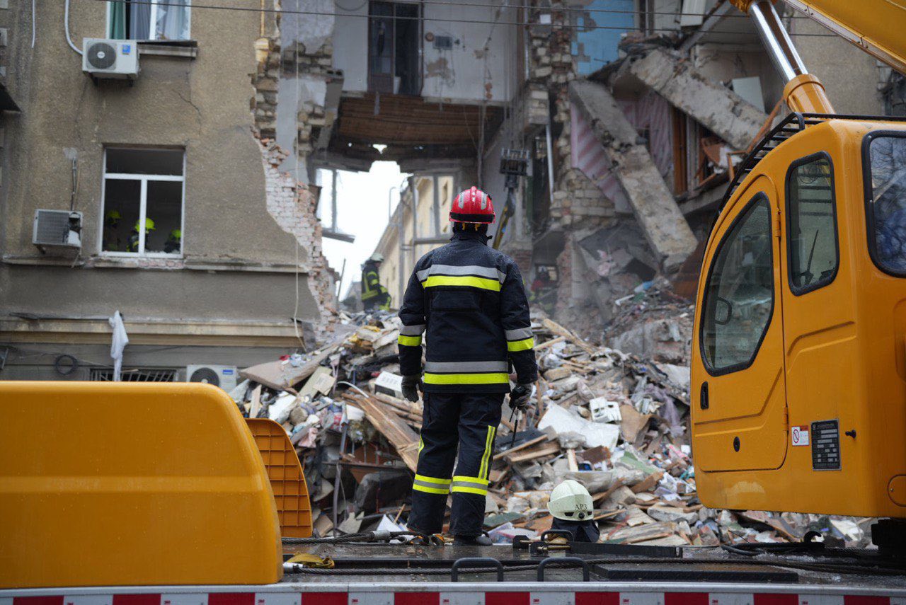 Приліт у мій будинок: як діяти у перші хвилини, щоб не нашкодити собі й іншим