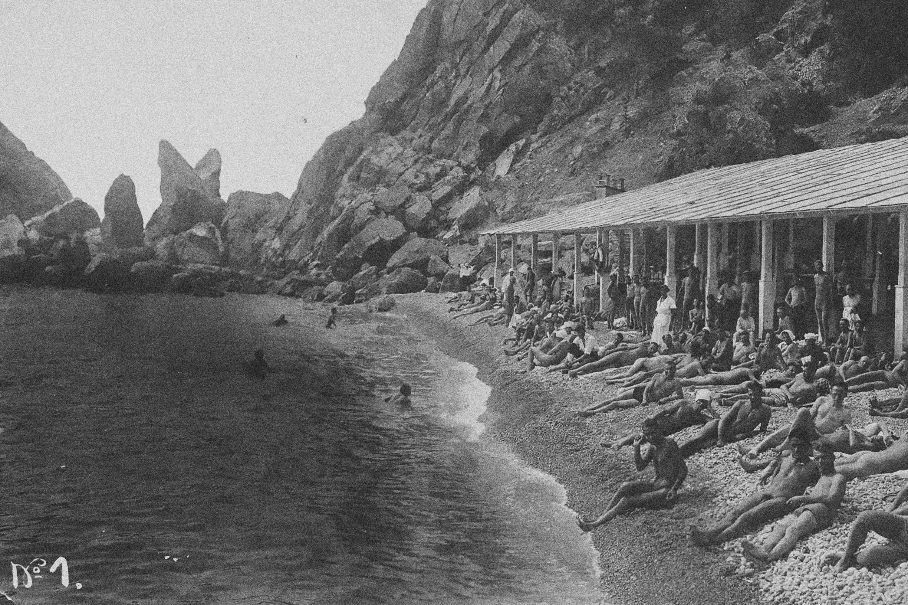 «Про що ми говоримо, коли говоримо про Крим»: у Варшаві стартує виставка про втрати й пам’ять