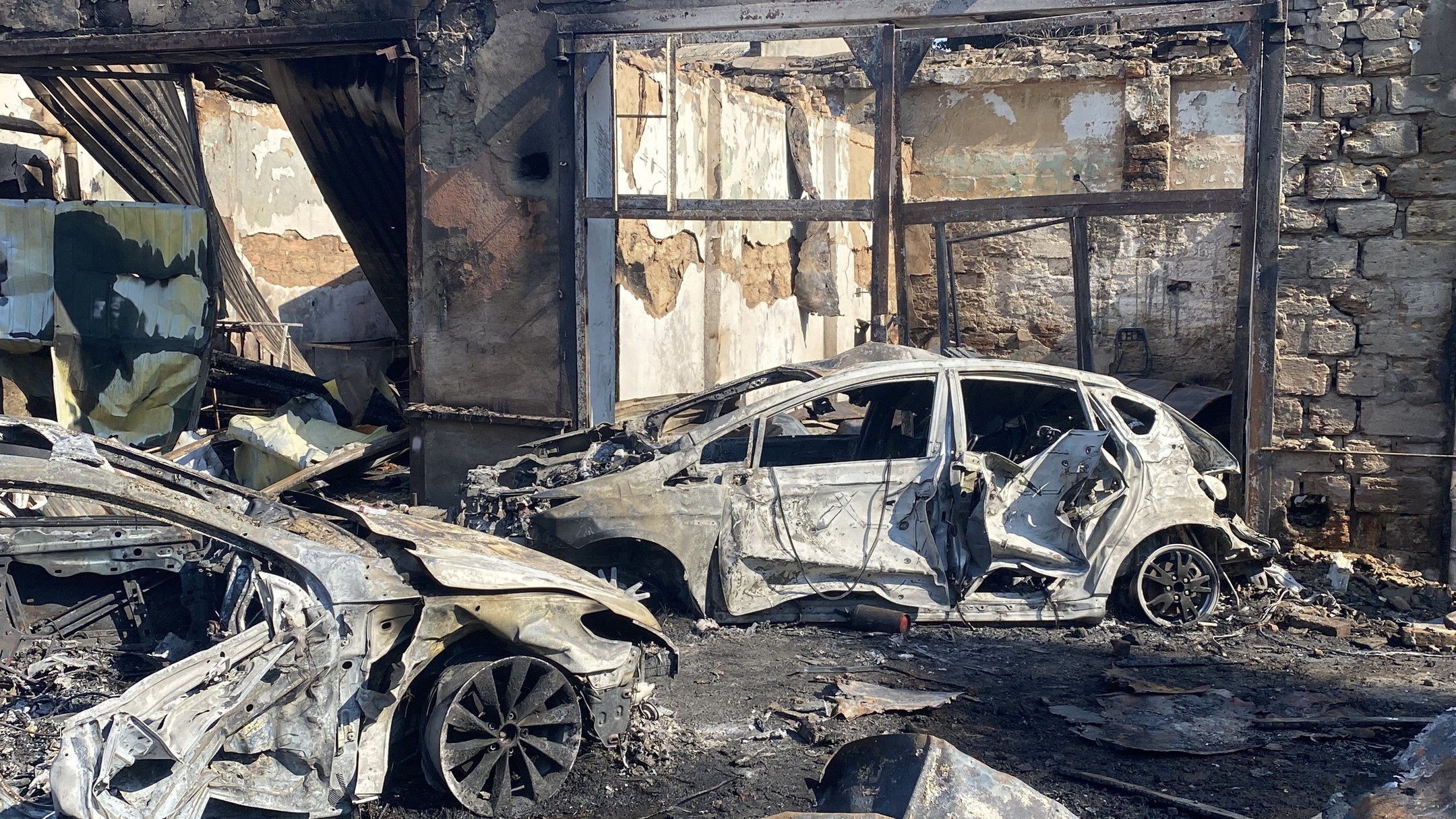 Атаки дронів рф: що робити під час обстрілу та чи працює правило «двох стін»