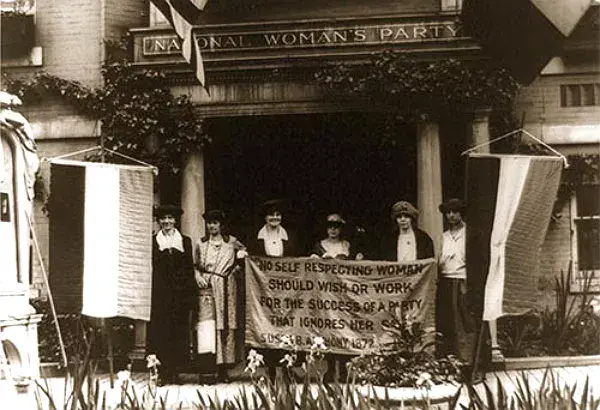 8 березня — радянське свято чи ні: як насправді з’явився Міжнародний жіночий день